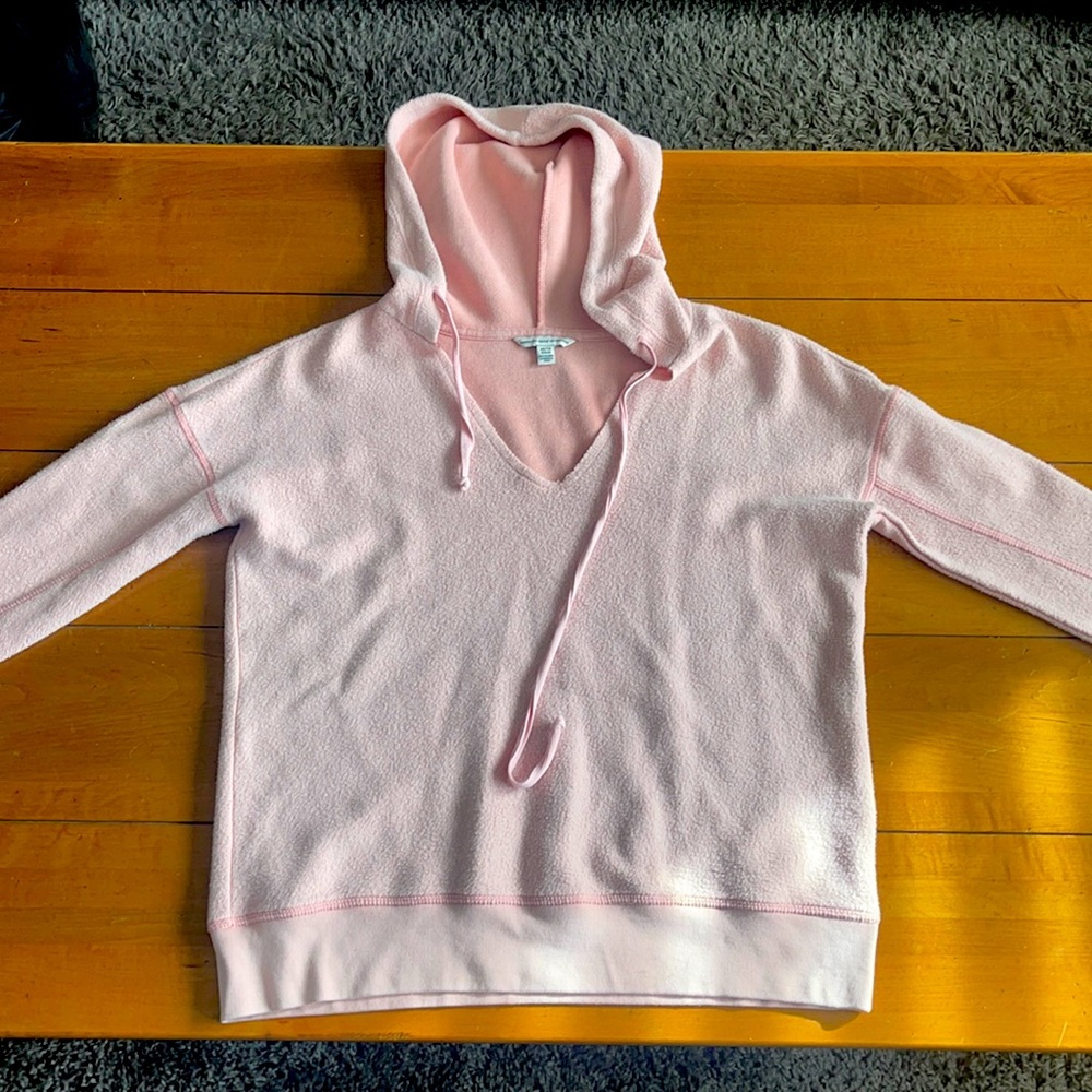 American Eagle baby pink sweatshirt ; size XS ; condition: *NEW*